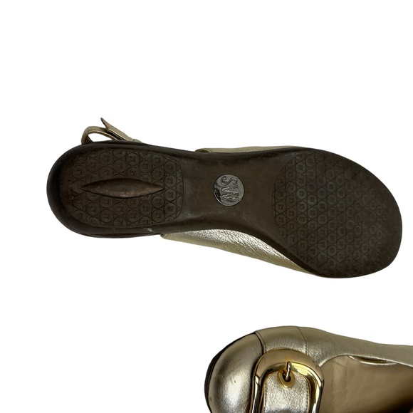 Stuart Weitzman Gold Leather Slingback Flats Buckle Size 7 1/2 - Picture 3 of 7